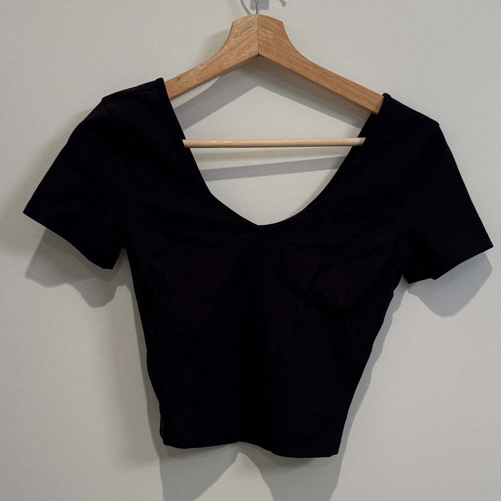 lululemon athletica Black V-Neck Short Sleeve Crop Top